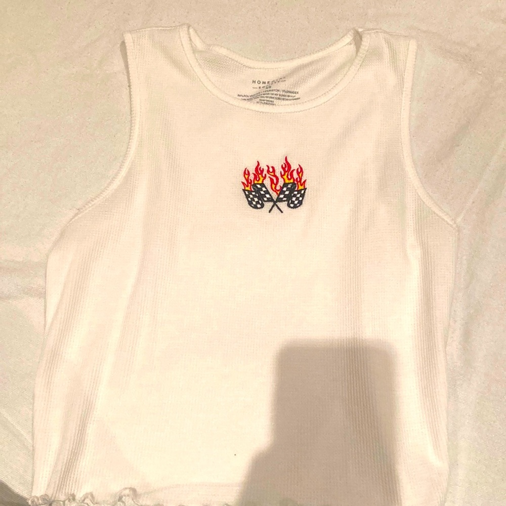 Cropped shirt
